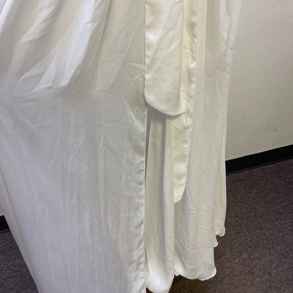 Vici White Chiffon Maxi Dress with Tie Belt Size Medium - Picture 6 of 8
